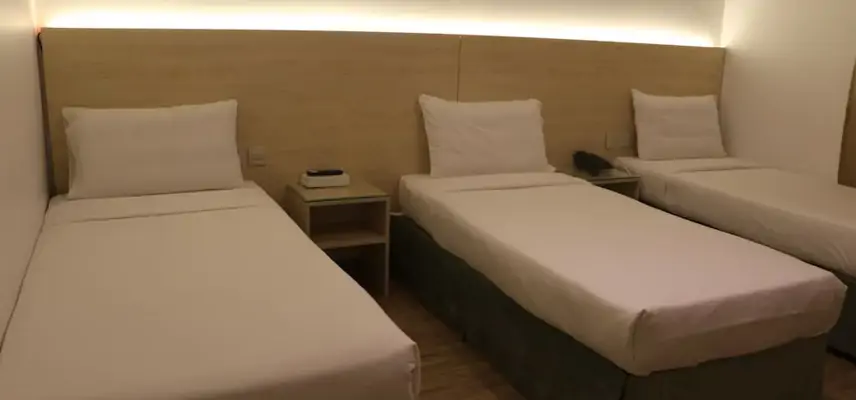 Al Alya Hotel Rooms and Suites image